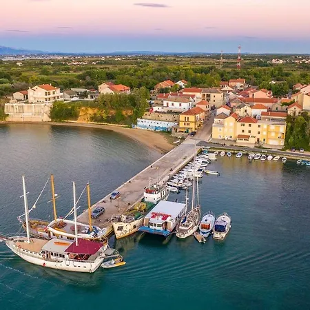 Apartment With A Parking Space Privlaka, Zadar - 5746 Privlaka (Zadar)